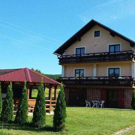 Jelena Hotel Korenica Exterior photo