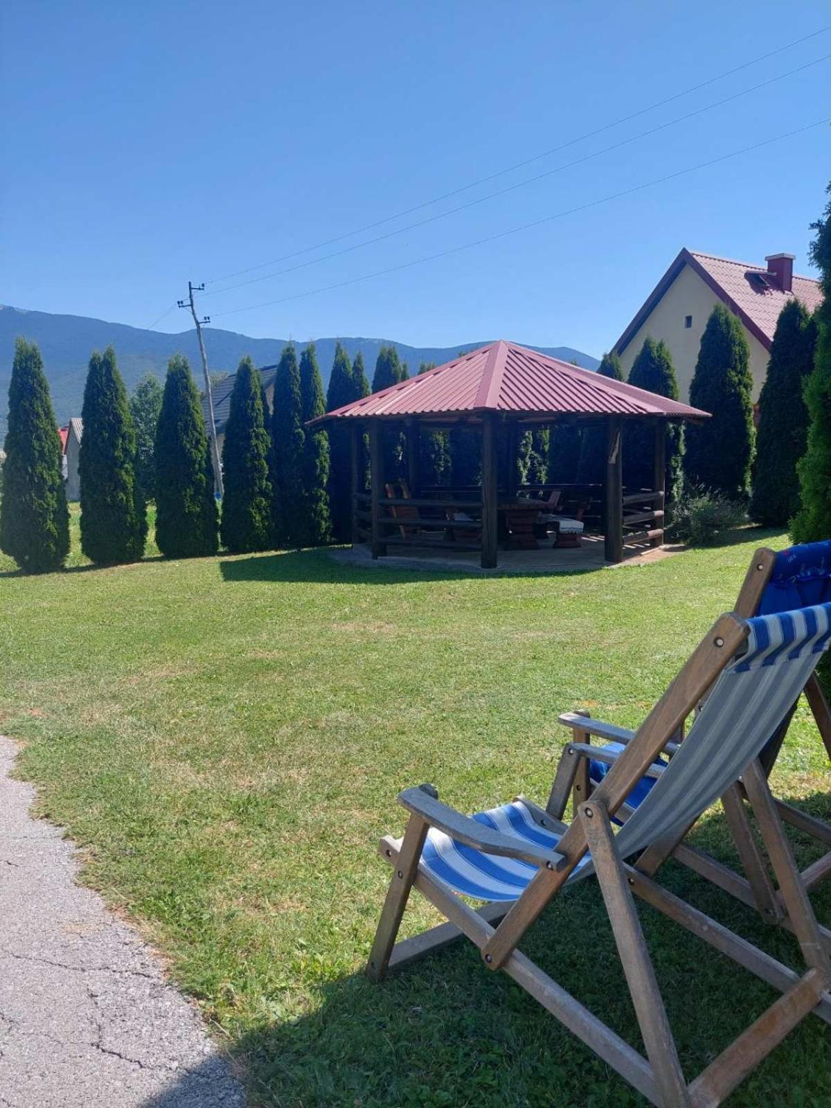 Jelena Hotel Korenica Exterior photo